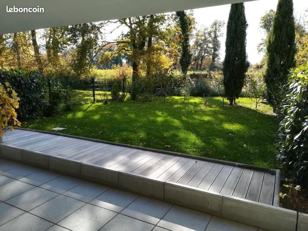 Appartement à louer, 63m², Neydens