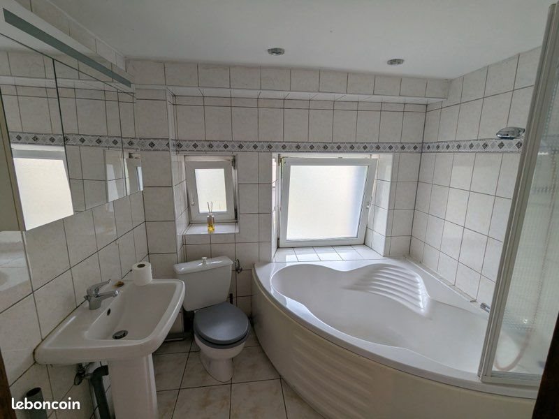 Appartement à louer, 80m², Lapoutroie