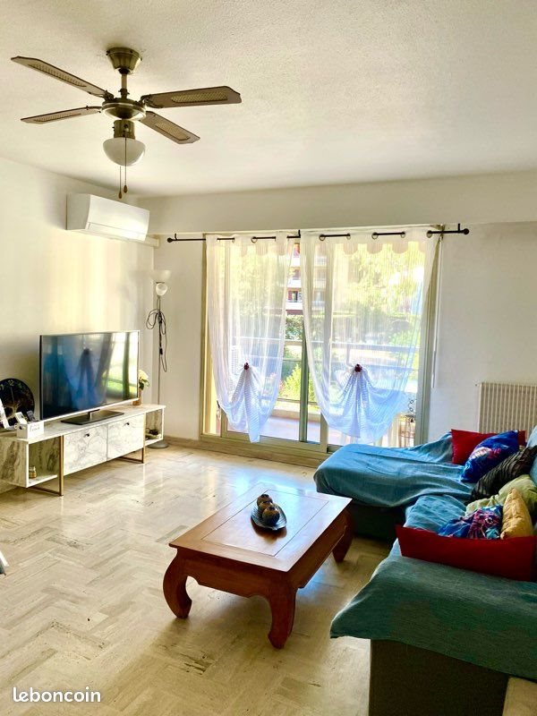 Appartement à louer, 70m², Saint-Raphaël