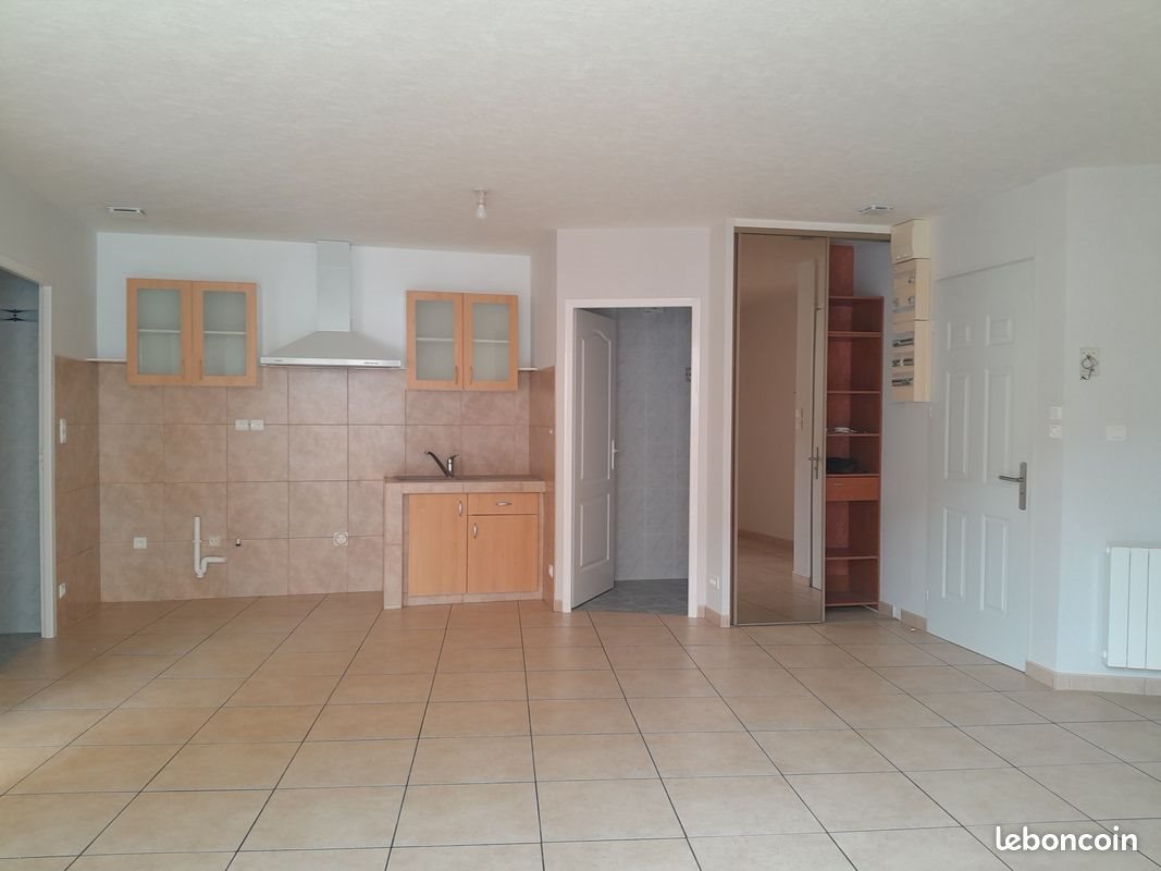 Appartement à louer, 57m², Saint-Astier
