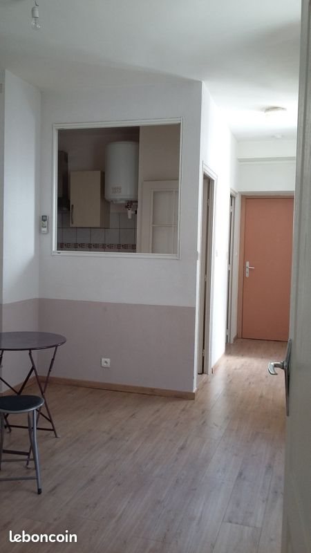 Appartement à louer, 33m², Alès