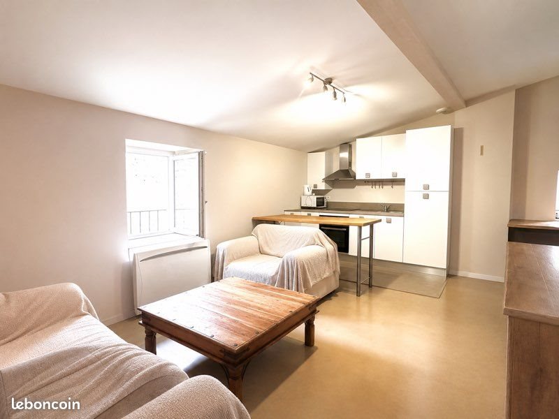 Appartement à louer, 47m², Mirmande