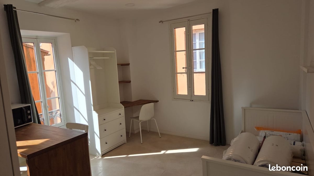 Appartement à louer, 21m², Grasse