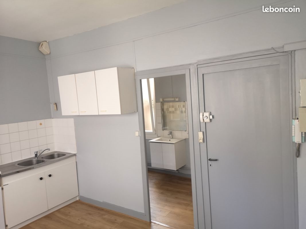 Appartement à louer, 20m², Niort