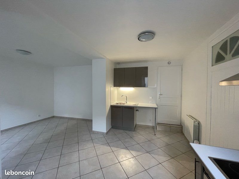 Appartement à louer, 24m², Plailly