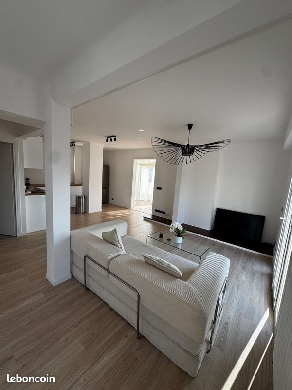 Appartement à louer, 80m², Nice