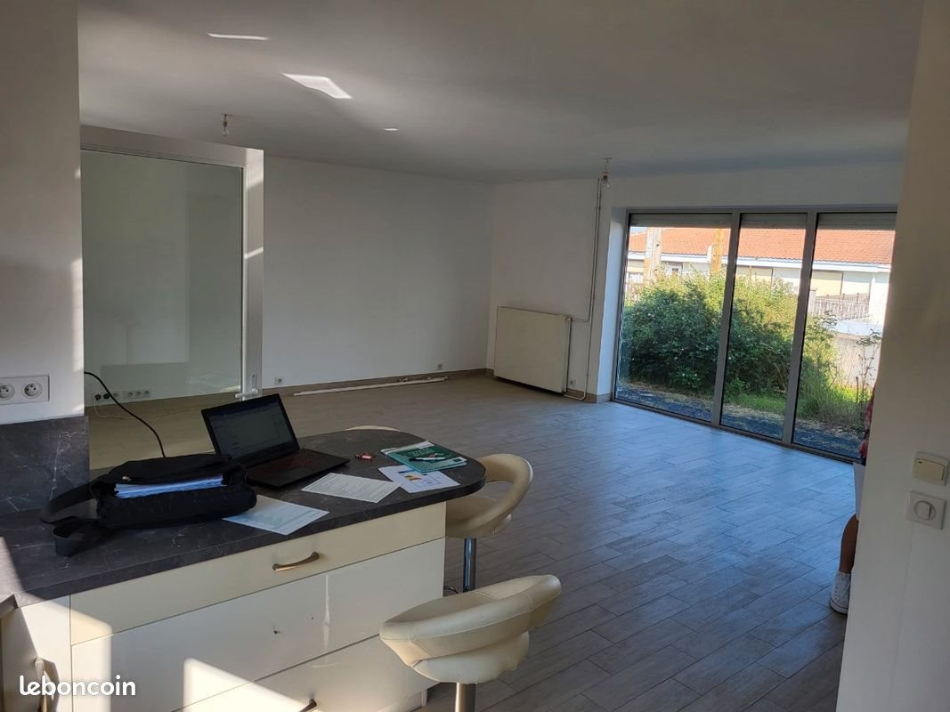 Maison à louer, 130m², Étain