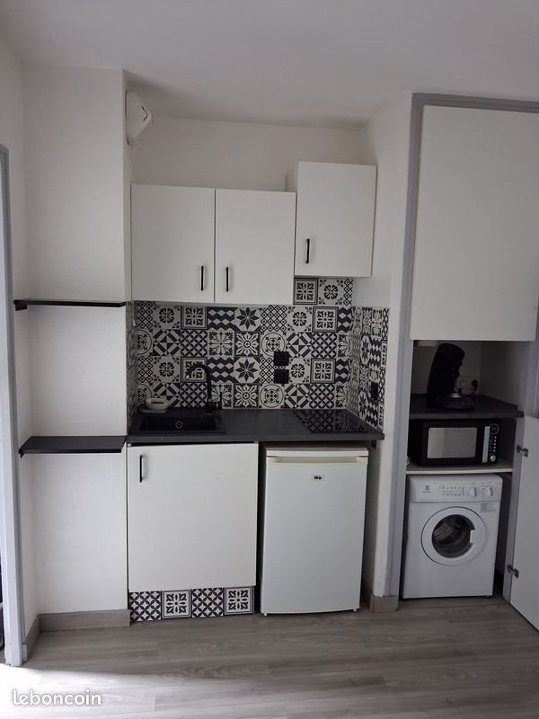 Appartement à louer, 19m², Pau