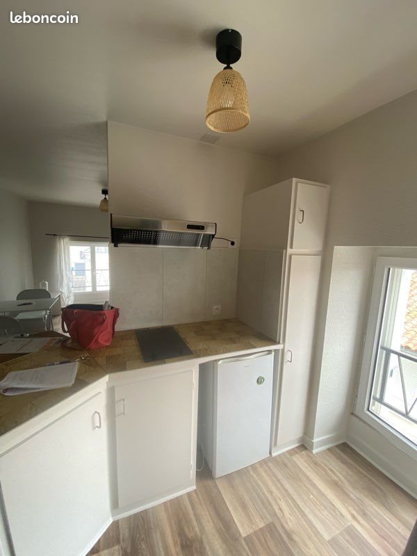 Appartement à louer, 21m², Neuville-de-Poitou