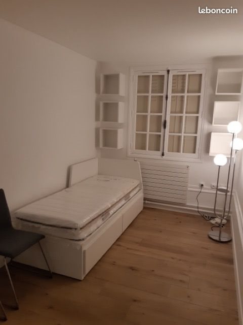 Appartement à louer, 17m², Versailles