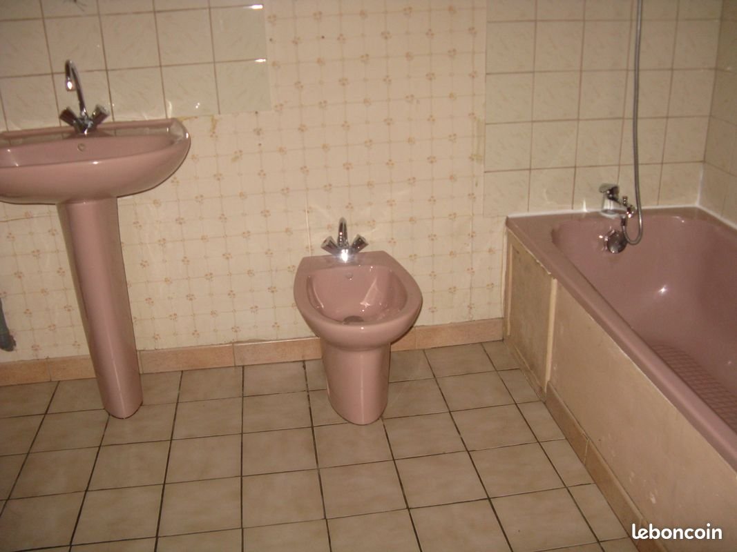 Appartement à louer, 58m², Barenton