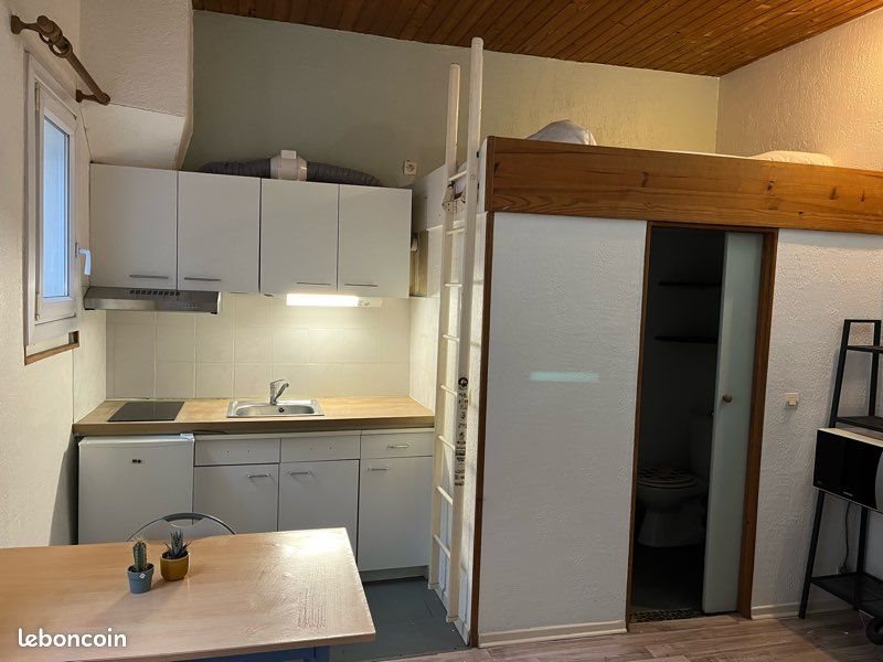 Appartement à louer, 17m², Pau