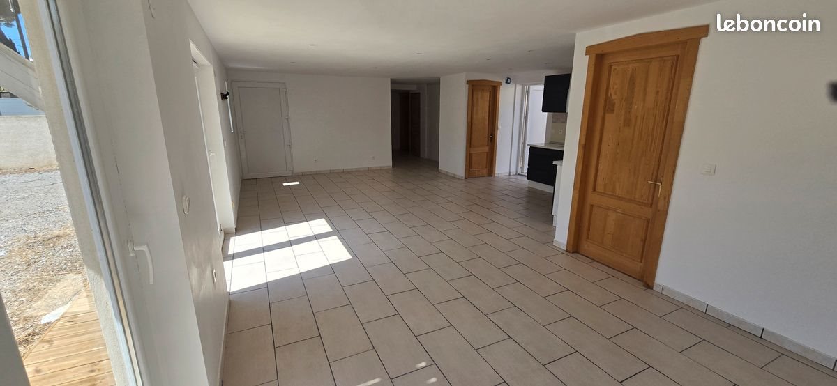 Appartement à louer, 90m², Sausset-les-Pins