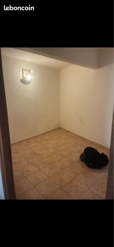 Appartement à louer, 22m², Vedène
