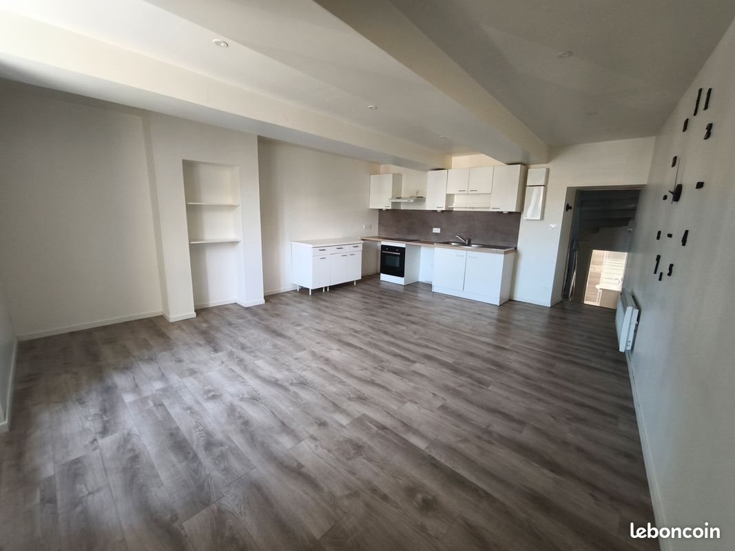Appartement à louer, 62m², Decize