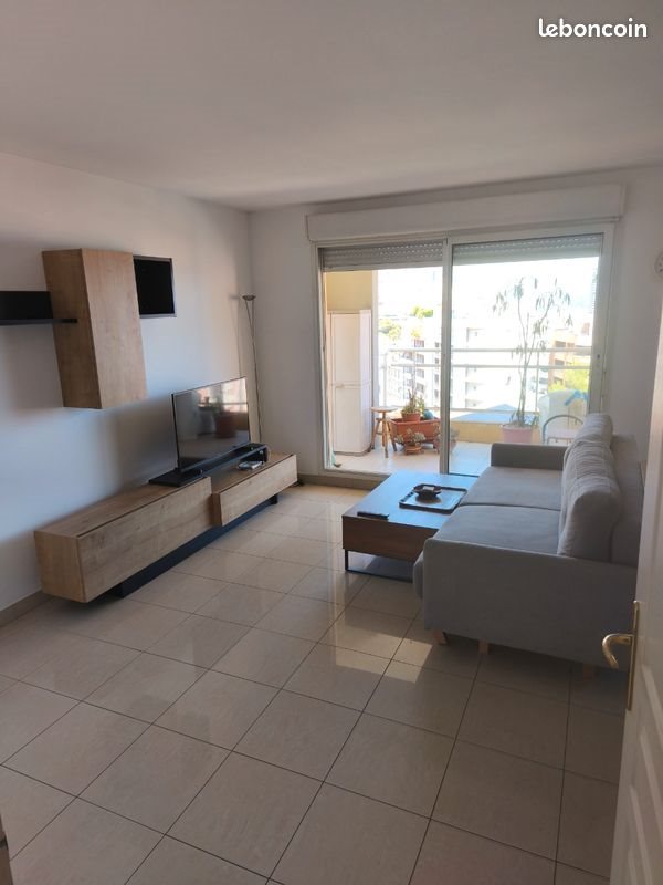 Appartement à louer, 48m², Beausoleil