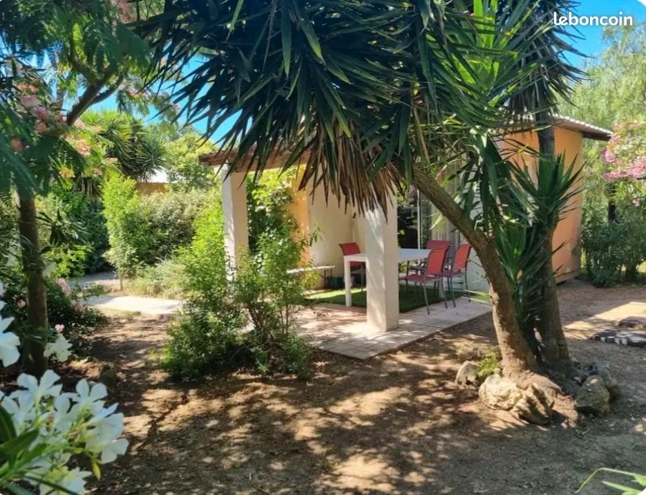 Maison à louer, 20m², La Crau