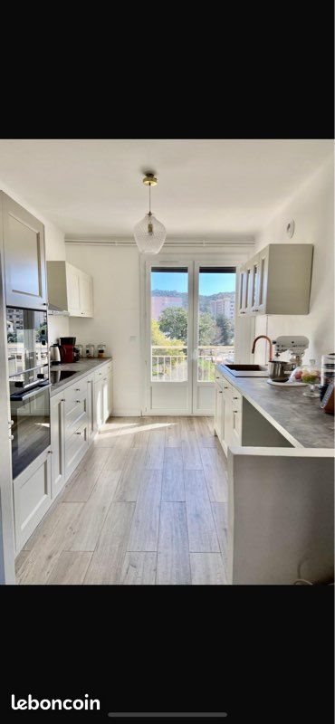 Appartement à louer, 95m², Ajaccio