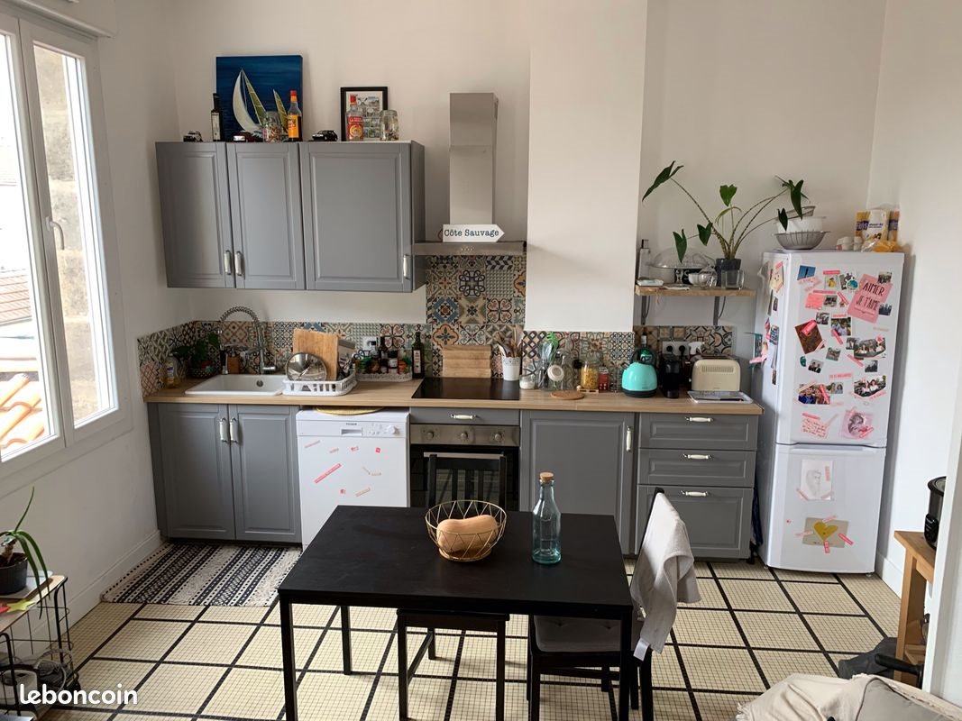 Appartement à louer, 48m², Talence