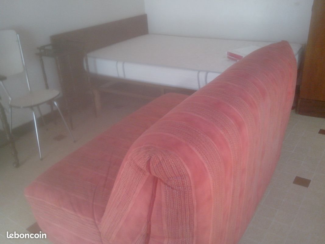 Appartement à louer, 25m², Privas
