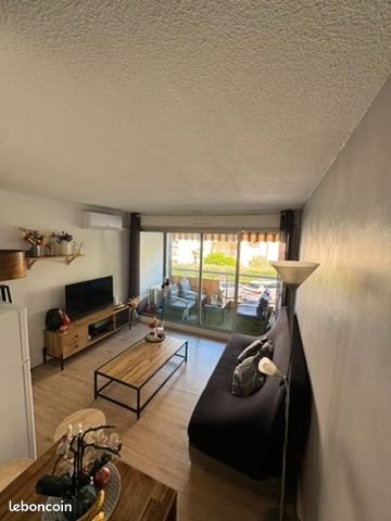 Appartement à louer, 28m², Saint-Raphaël
