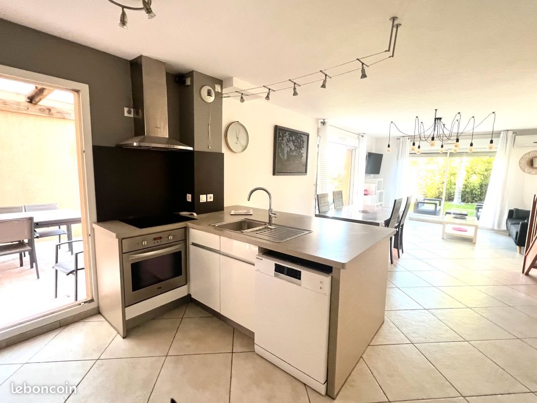 Maison à vendre, 72m², Roquebrune-sur-Argens