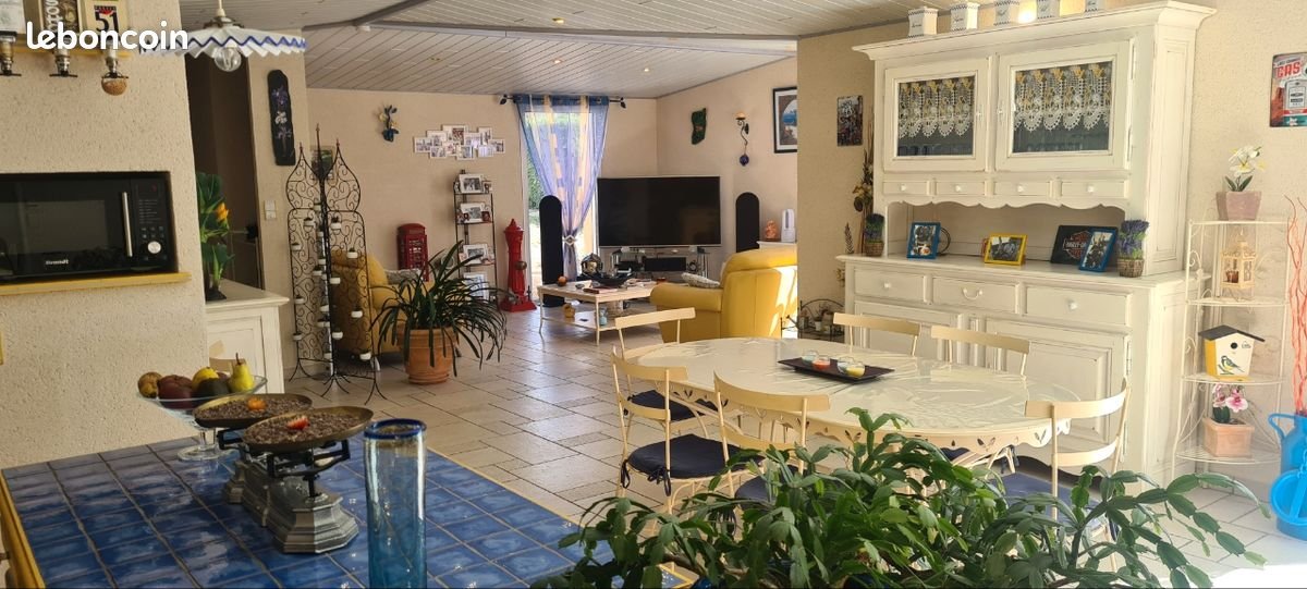 Maison à vendre, 205m², La Chapelle-Saint-Laurent