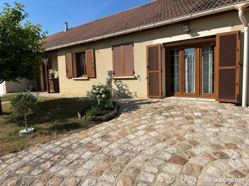 Maison à vendre, 145m², Saint-Lyé