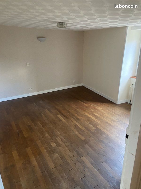 Maison à louer, 61m², Bellac