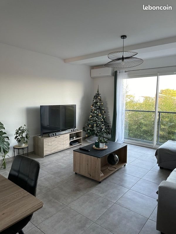 Appartement à louer, 72m², Uchaud