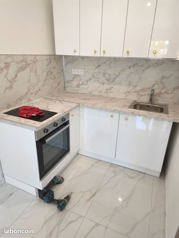 Appartement à louer, 23m², Le Puy-Sainte-Réparade