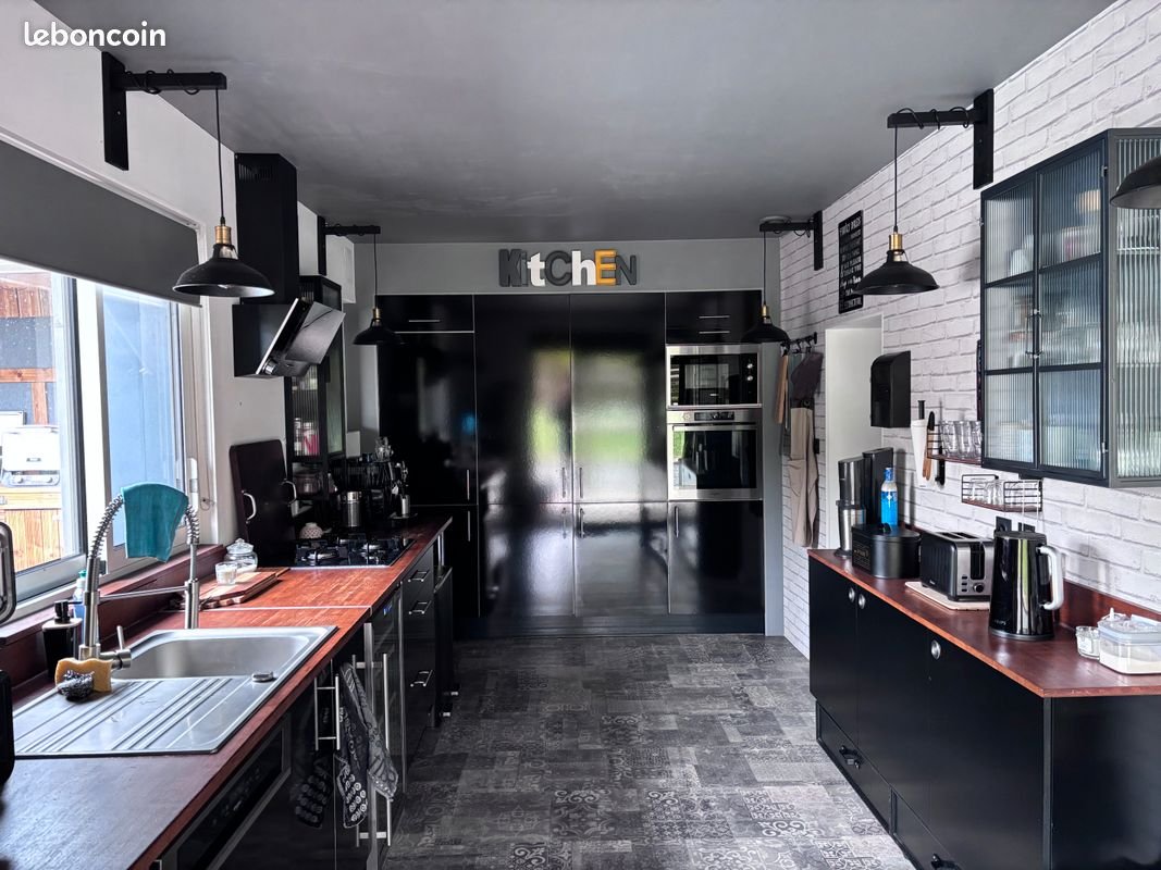 Maison à vendre, 170m², Verrie