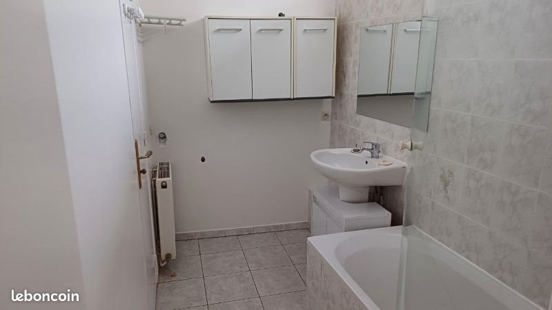 Appartement à louer, 56m², Servon