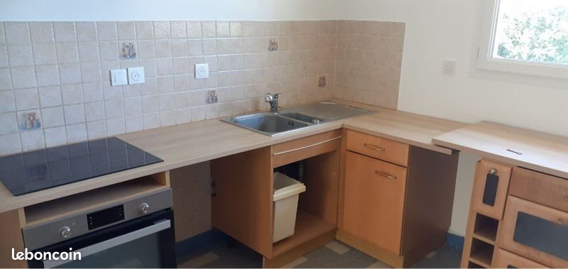 Maison à louer, 80m², Villedieu-les-Poêles