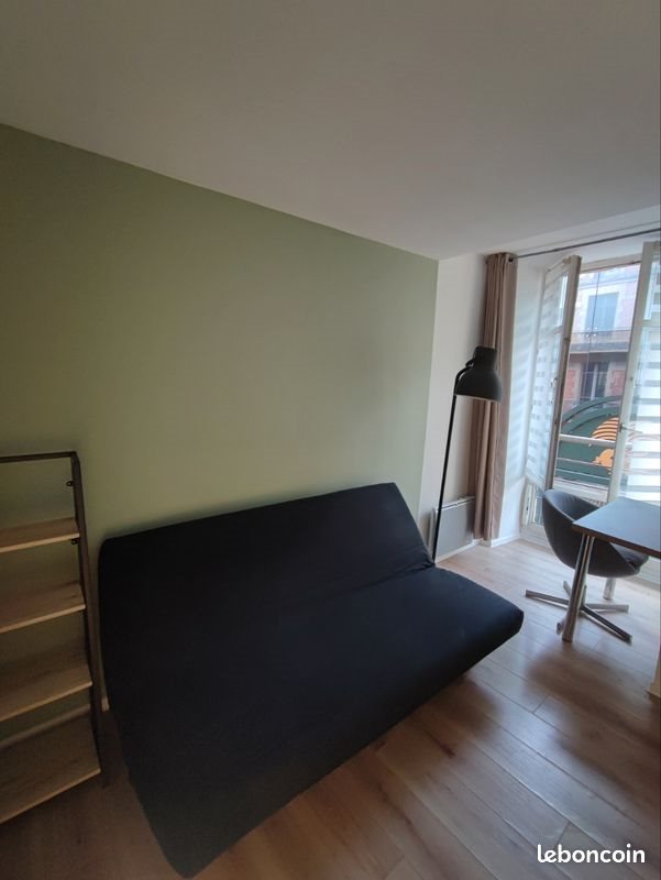 Appartement à louer, 18m², Nîmes
