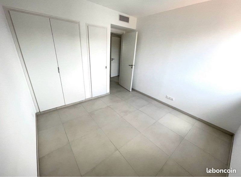 Appartement à louer, 60m², Marseille 8ème