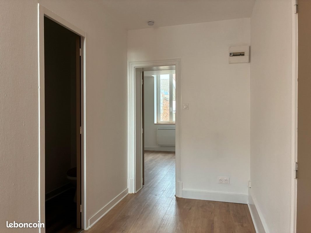 Appartement à louer, 28m², Moulins