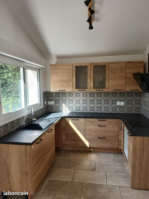Appartement à louer, 62m², Gémenos