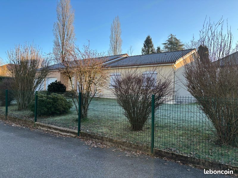 Maison à louer, 110m², Le Vigen