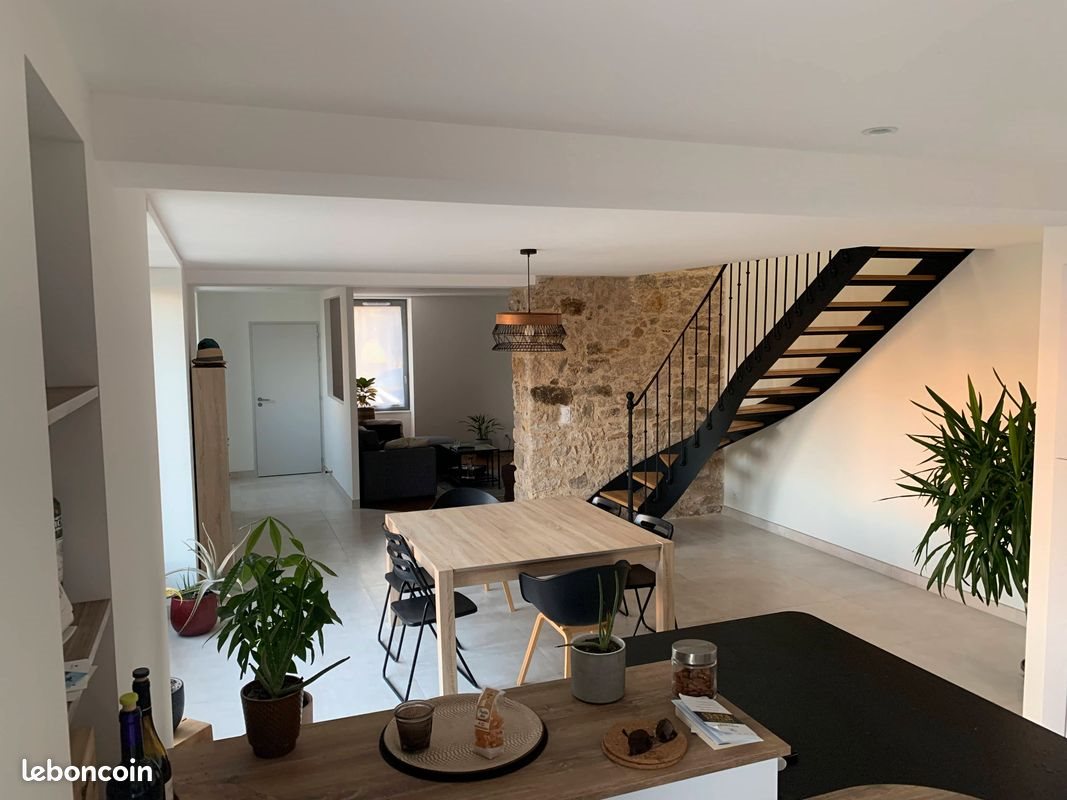 Maison à louer, 129m², Mortagne-sur-Sèvre