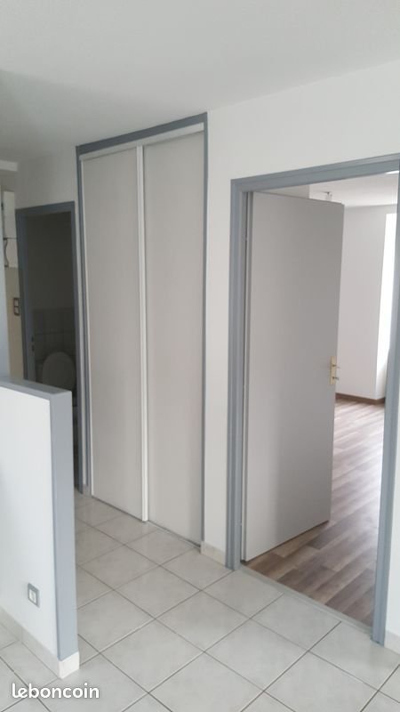 Appartement à louer, 60m², Montreux-Château