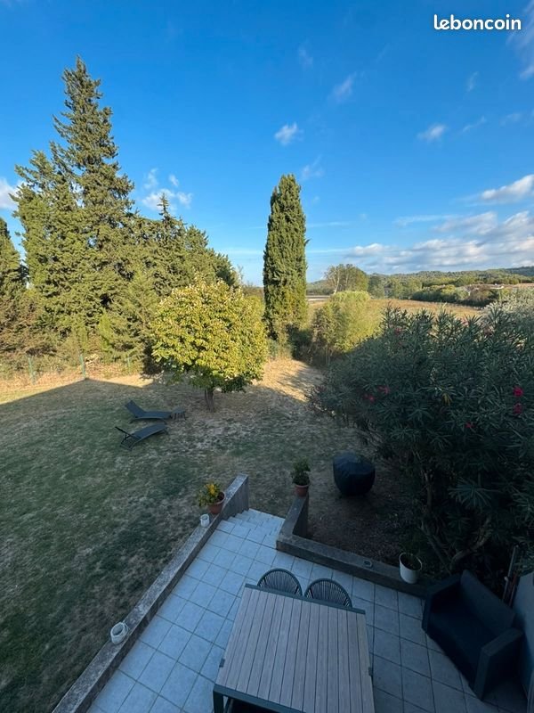 Maison à louer, 61m², Saint-Etienne-du-Grès