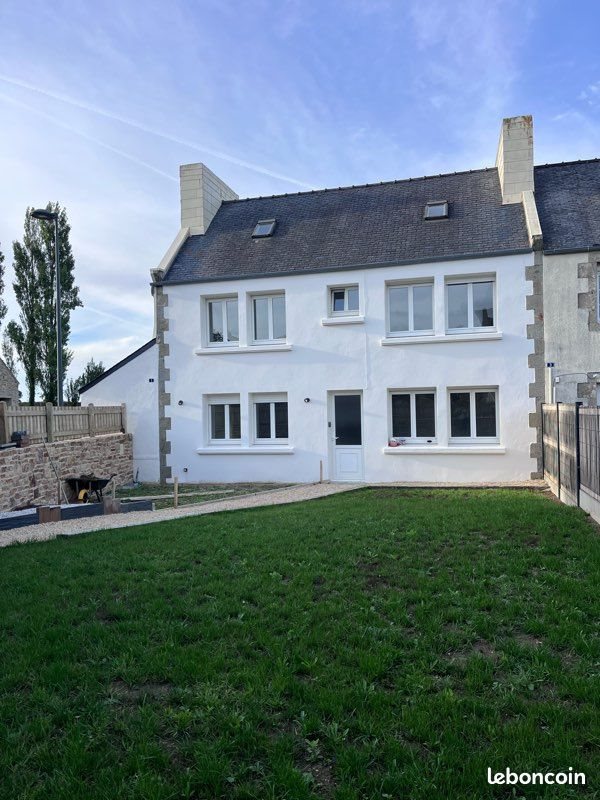 Maison à louer, 93m², Plounévez-Lochrist
