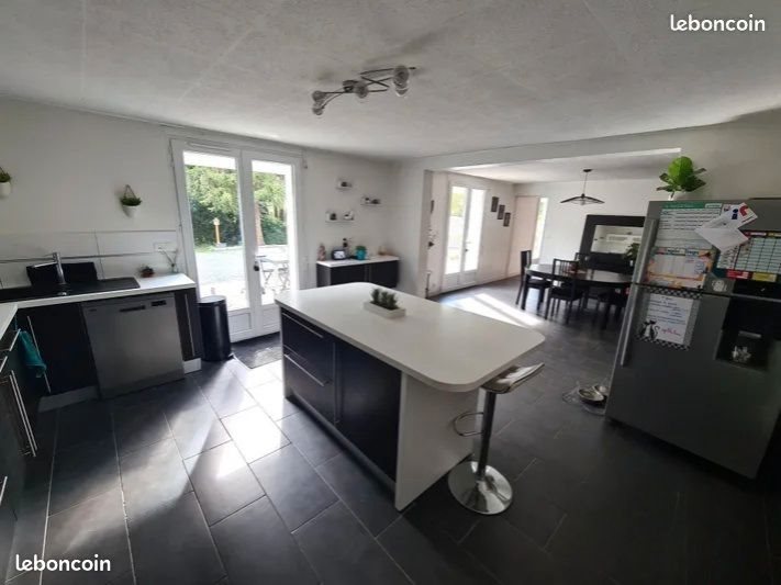 Maison à vendre, 208m², Saint-Savinien