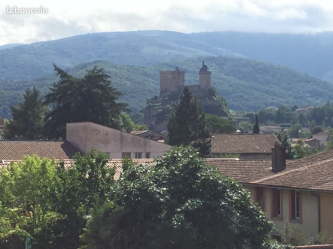 Appartement à louer, 65m², Foix