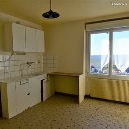 Appartement à vendre, 56m², Lubersac