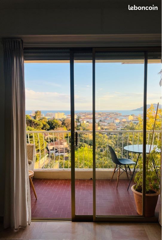 Appartement à louer, 44m², Cannes