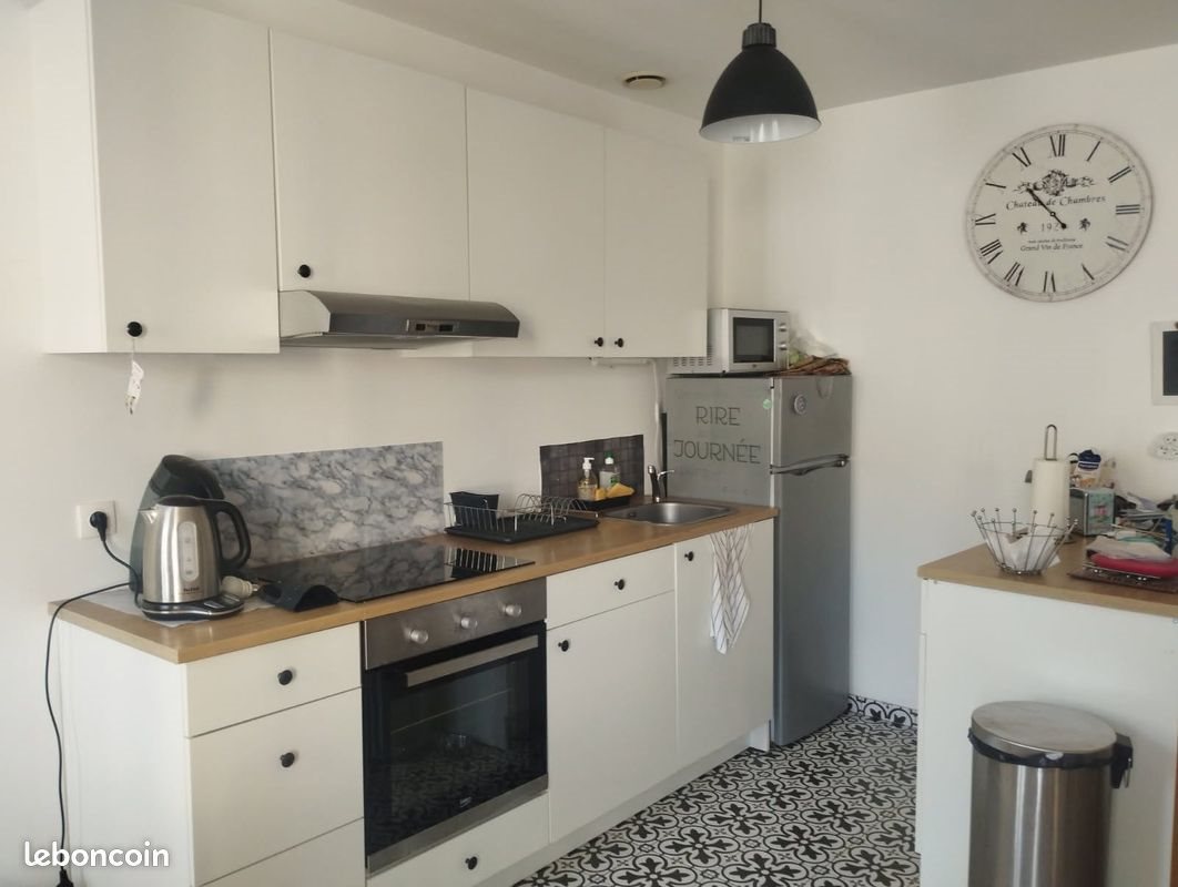 Appartement à louer, 45m², Rochefort