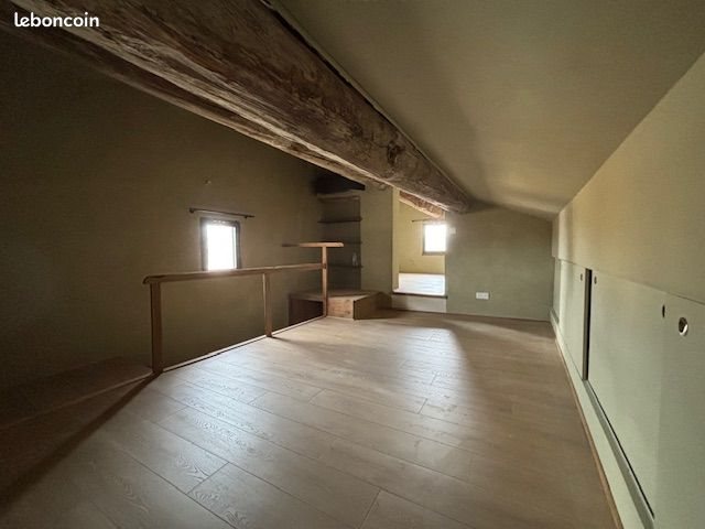 Appartement à louer, 105m², L'Isle-sur-la-Sorgue