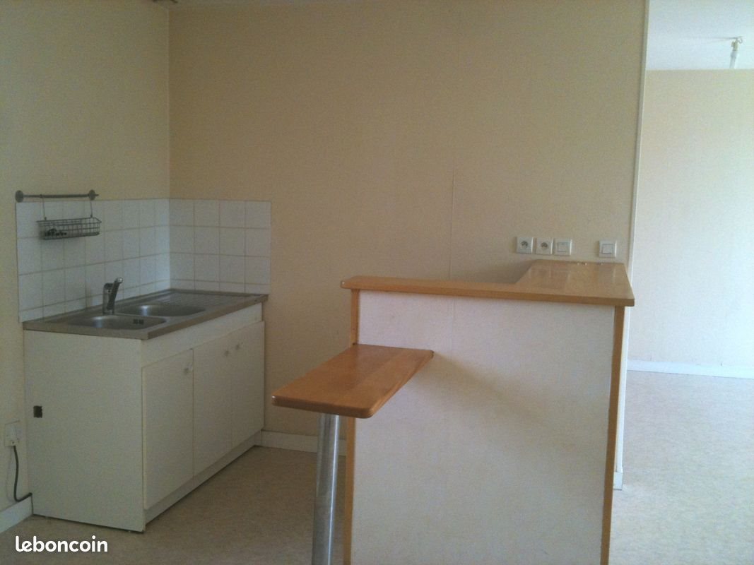 Appartement à louer, 72m², Tinténiac